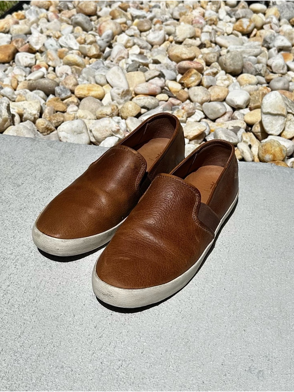 FRYE AND CO. Brown Leather Slip-On Sneakers with White Soles